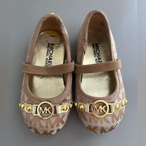 Gold Michael Kors Size 5C flats
